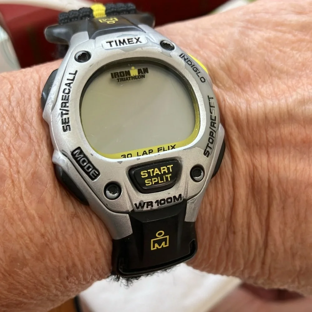Vintage TIMEX DIGITAL IRONMAN TRIATHLON WATCH CLASSIC WR 100m AND IRONMAN BAND